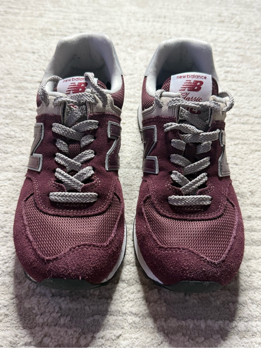 New Balance Women's burgundy 574
